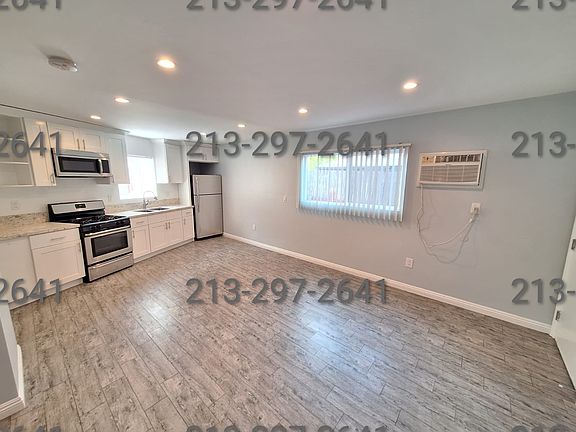 5th image of 527 N Coronado St #16
