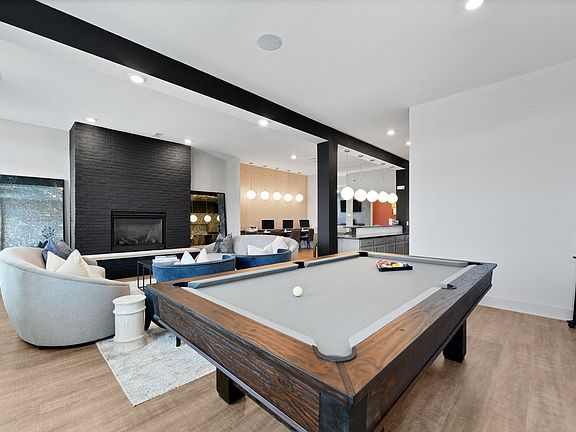 3rd image of 7405 Long Rd #103