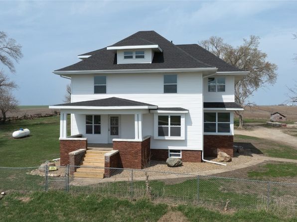 2253 73rd St, Van Horne, IA 52346
