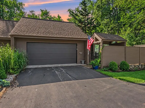 1020 Essex Cir #26, Kalamazoo, MI 49008