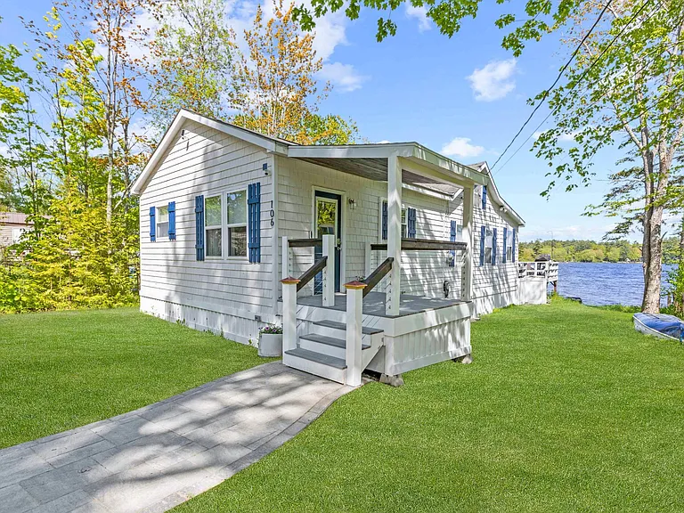 106 Vista Dr — Photo 2