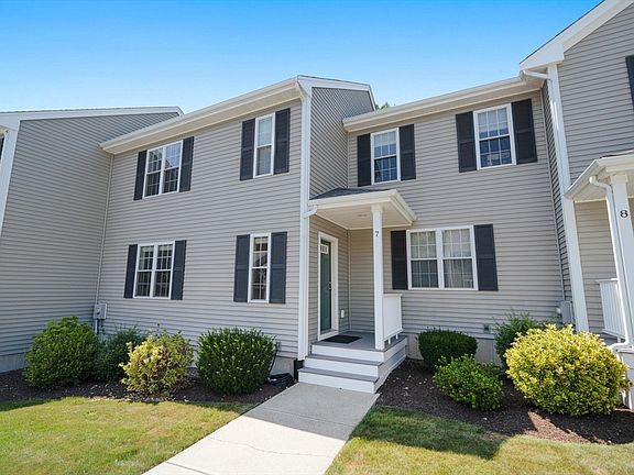 2nd image of 101 Cherry St #7