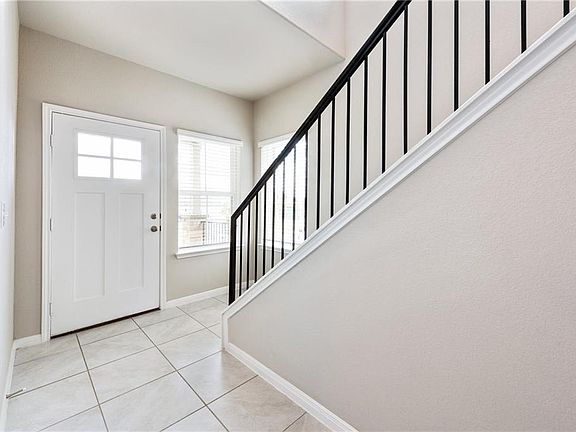 5th image of 1161 La Conterra Blvd