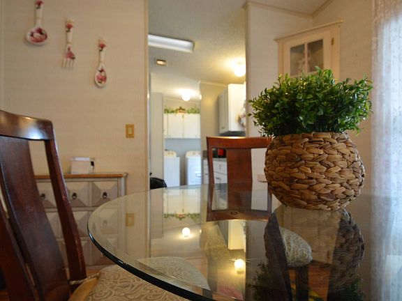 2nd image of 5379 Laurel Oak Dr
