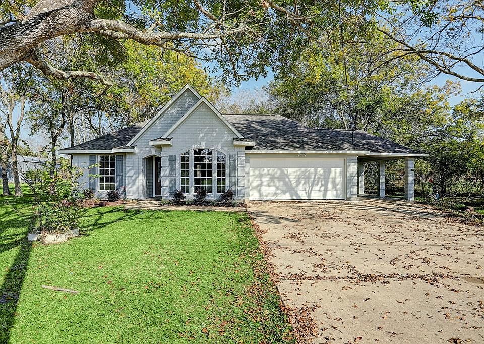 1st image of 10625 Leslie Ln