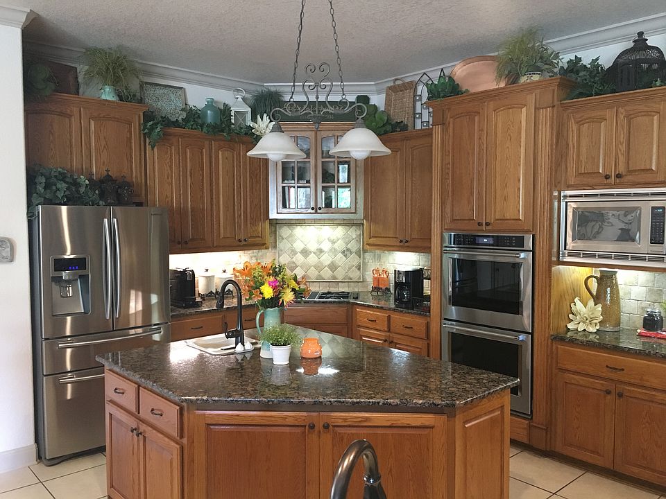 1st image of 30914 Keeneland Dr