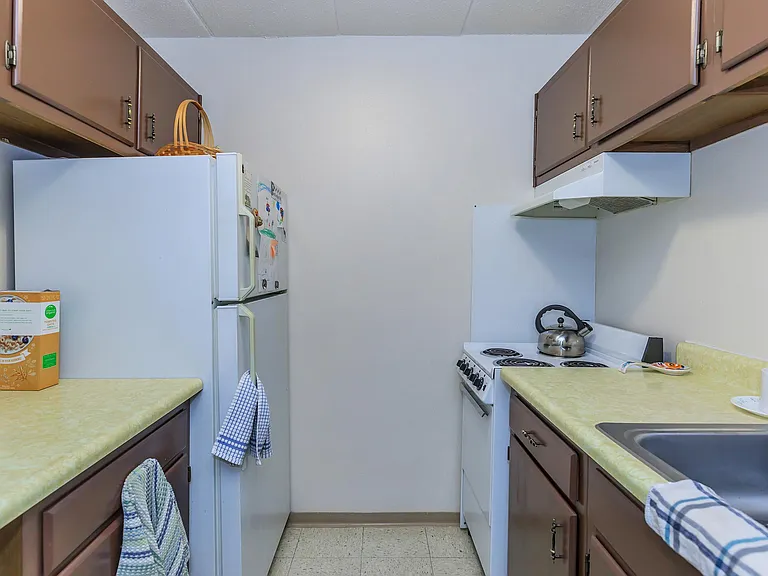 Ridgewood Senior Apartments — Photo 15