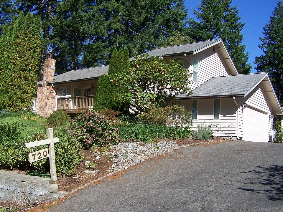 1st image of 720 Holly Ln