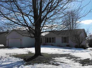 2200 Sally St, Warsaw, IN 46580