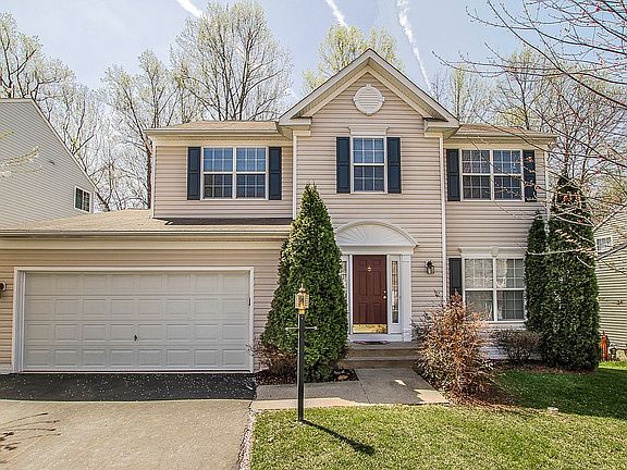 2nd image of 5747 Fincastle Dr