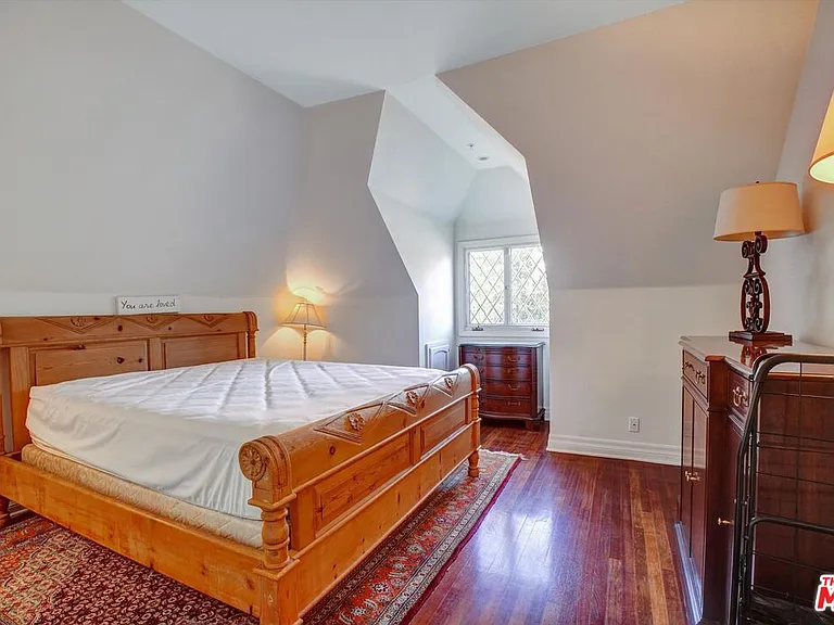 5805 Foxview Dr — Photo 20