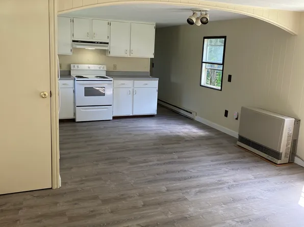 (undisclosed Address), Newport, ME 04953