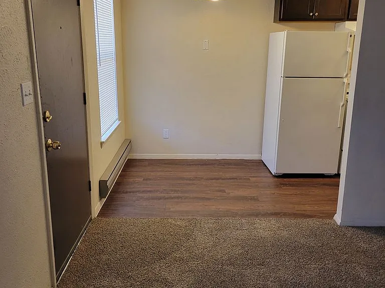 2807 E Idaho Ave — Photo 4
