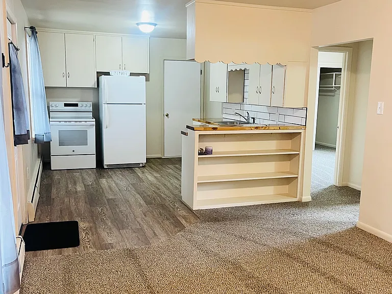 1008 McCarty Ave #C — Photo 7