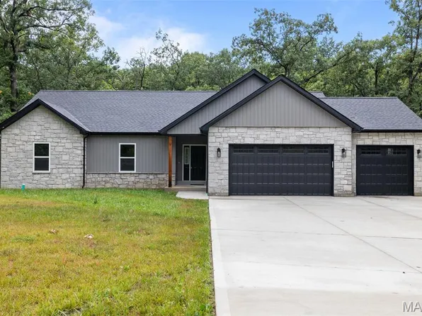 35 Lacey Oak Ct, Troy, MO 63379