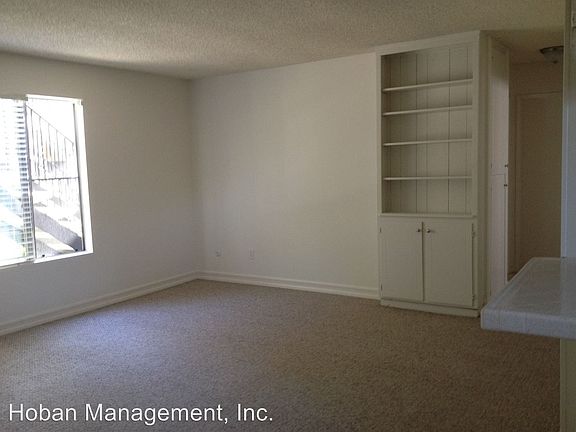 3rd image of 4354 Kansas St APT 02