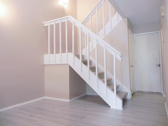 5th image of 12645 Wellington Park Dr