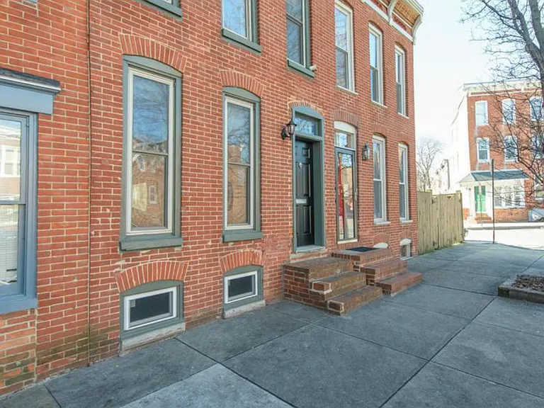 819 W Barre St — Photo 22