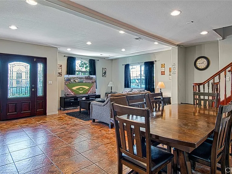 14802 Leibacher Ave — Photo 4