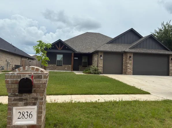 2836 Kingswood Dr, Norman, OK 73071