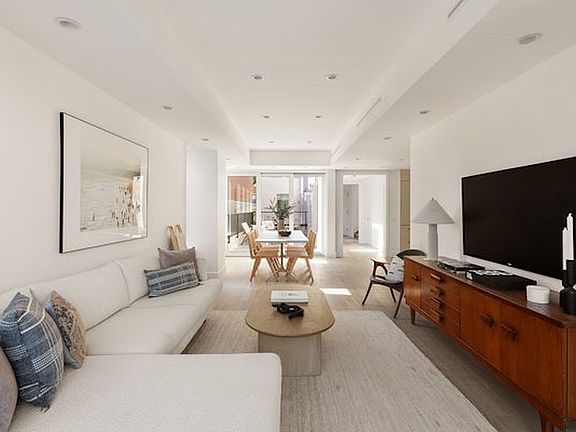 2nd image of 319 Prospect Pl #4B