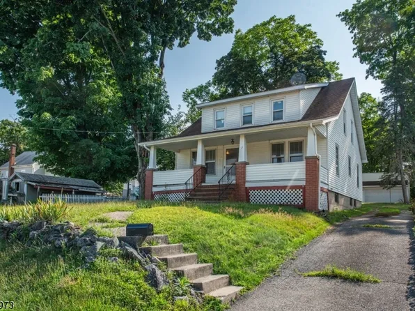 7 3Rd St, Butler Boro, NJ 07405