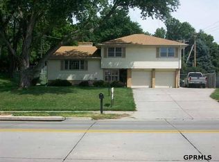 3409 S 108th St, Omaha, NE 68124