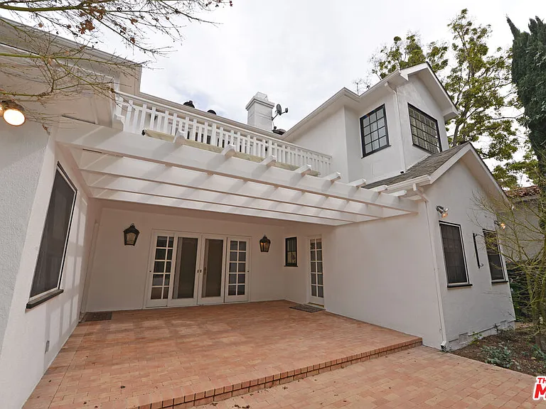 321 Dalehurst Ave — Photo 6