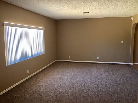 3rd image of 11189 S Holland Ave