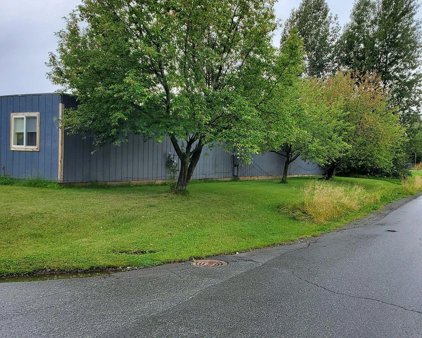2 bed, 700 sqft, $1,800 — Photo 1
