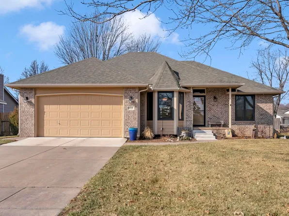 2513 N Covington Cir, Wichita, KS 67205