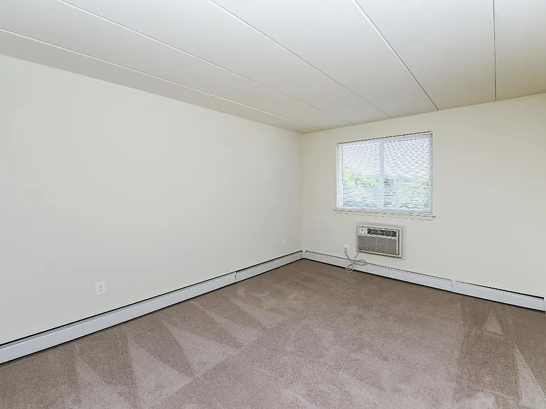 Stonegate at Devon Apartment Homes — Photo 13