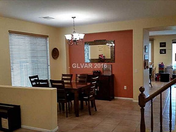 5th image of 1021 White Glacier Ave