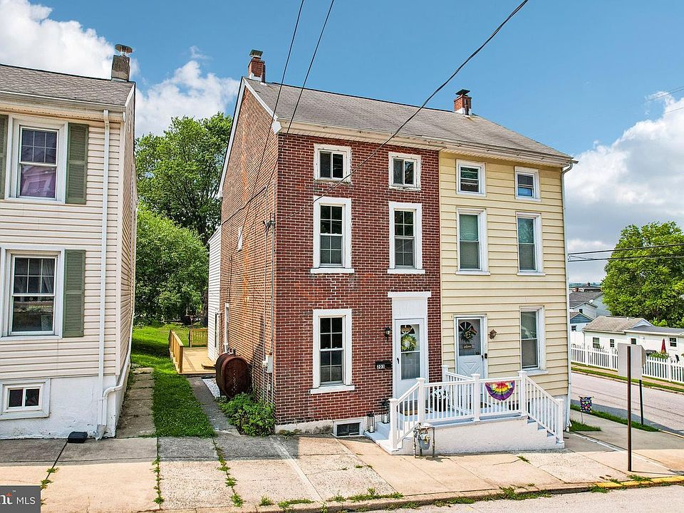 1st image of 203 Walnut St