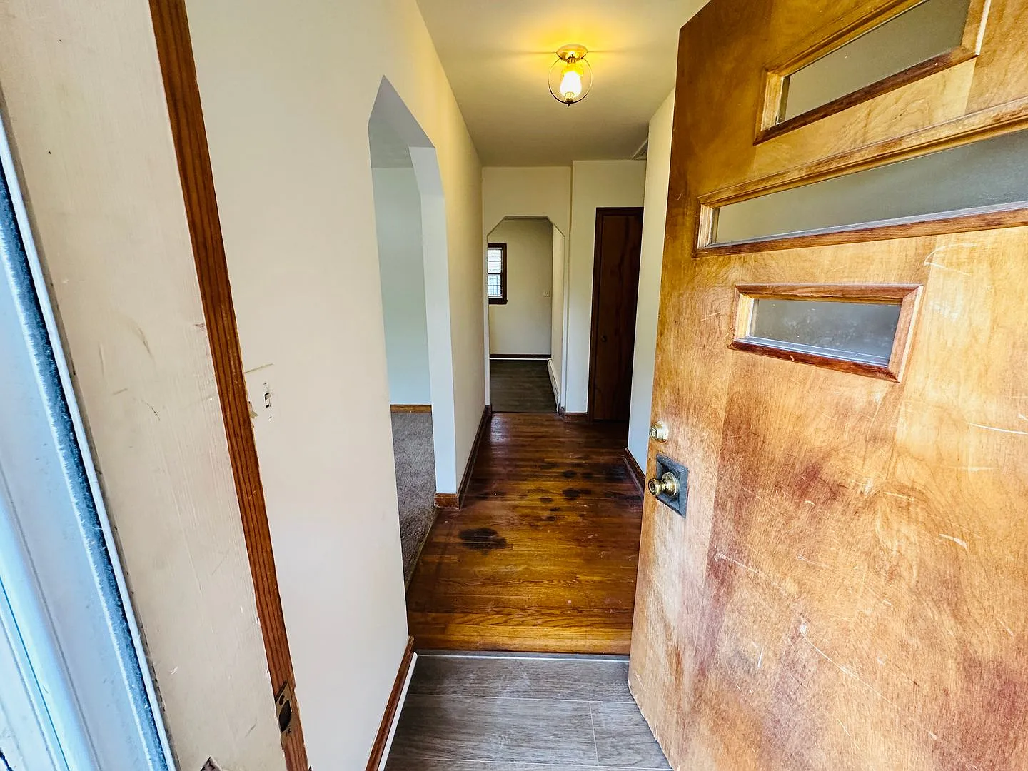 3 Bedroom 2 Bath House 1 Car Garage — Photo 2