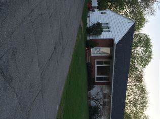 137 Old County Rd, Hampden, ME 04444