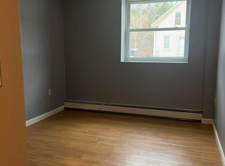 543 Washington St APT 11, Keene, NH 03431