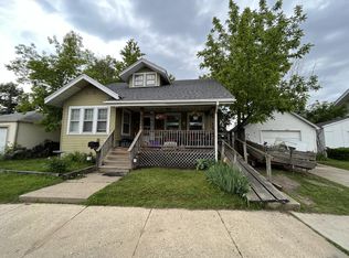 2611 Douglas Ave, Racine, WI 53402