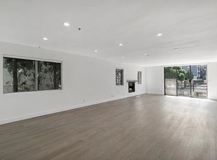 1616 Brockton Ave APT 104, Los Angeles, CA 90025