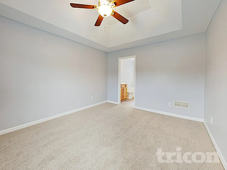 6345 Queensdale Dr — Photo 6