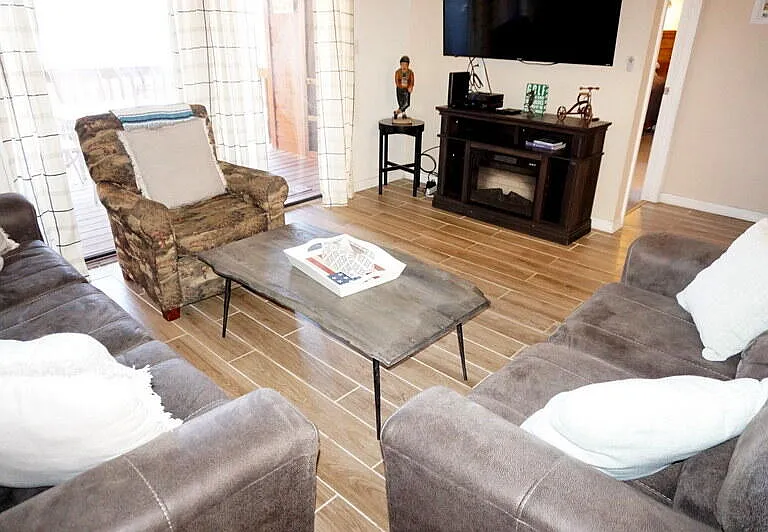 189 Avondale Dr #5 — Photo 9