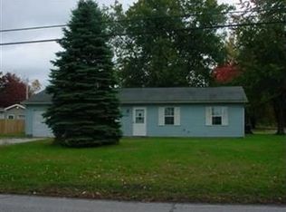 6954 Lake Rd, Madison, OH 44057