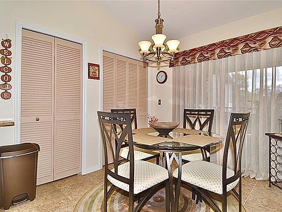 5th image of 14520 Hickory Hill Ct APT 822