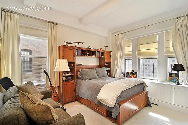 Rented by Corcoran | media 7