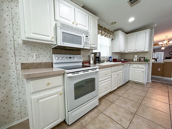 5th image of 461 International Blvd #461