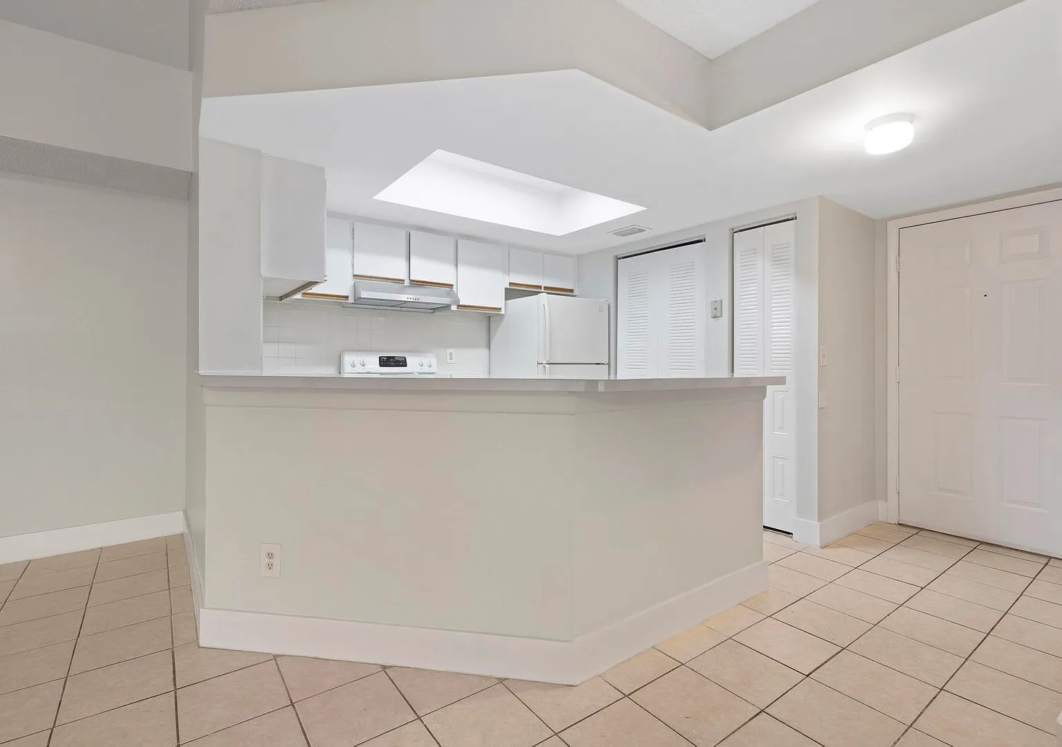 Move Into Your New Home With One Month Of Free Rent! — Photo 4