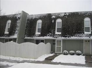 205 La Fontenay Ct, Louisville, KY 40223