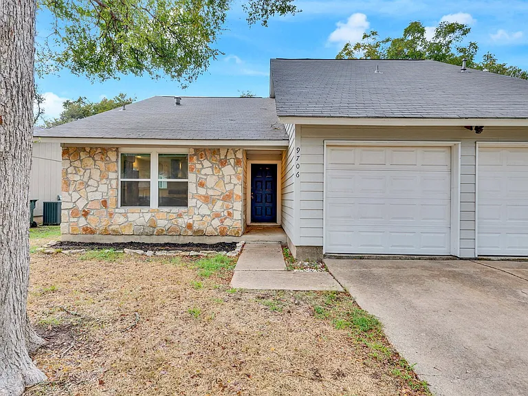 9706 Moorberry St — Photo 1