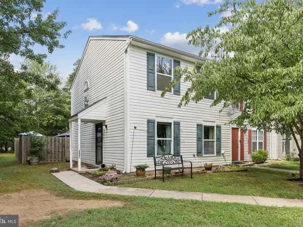 2041 Tanglewood Dr, Waldorf, MD 20601