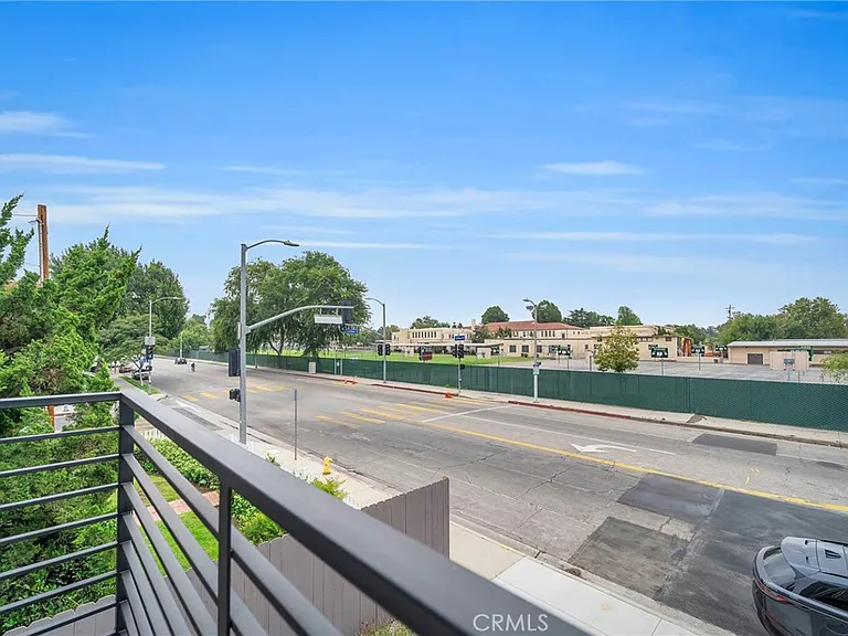 4453 Colfax Ave #2 — Photo 10